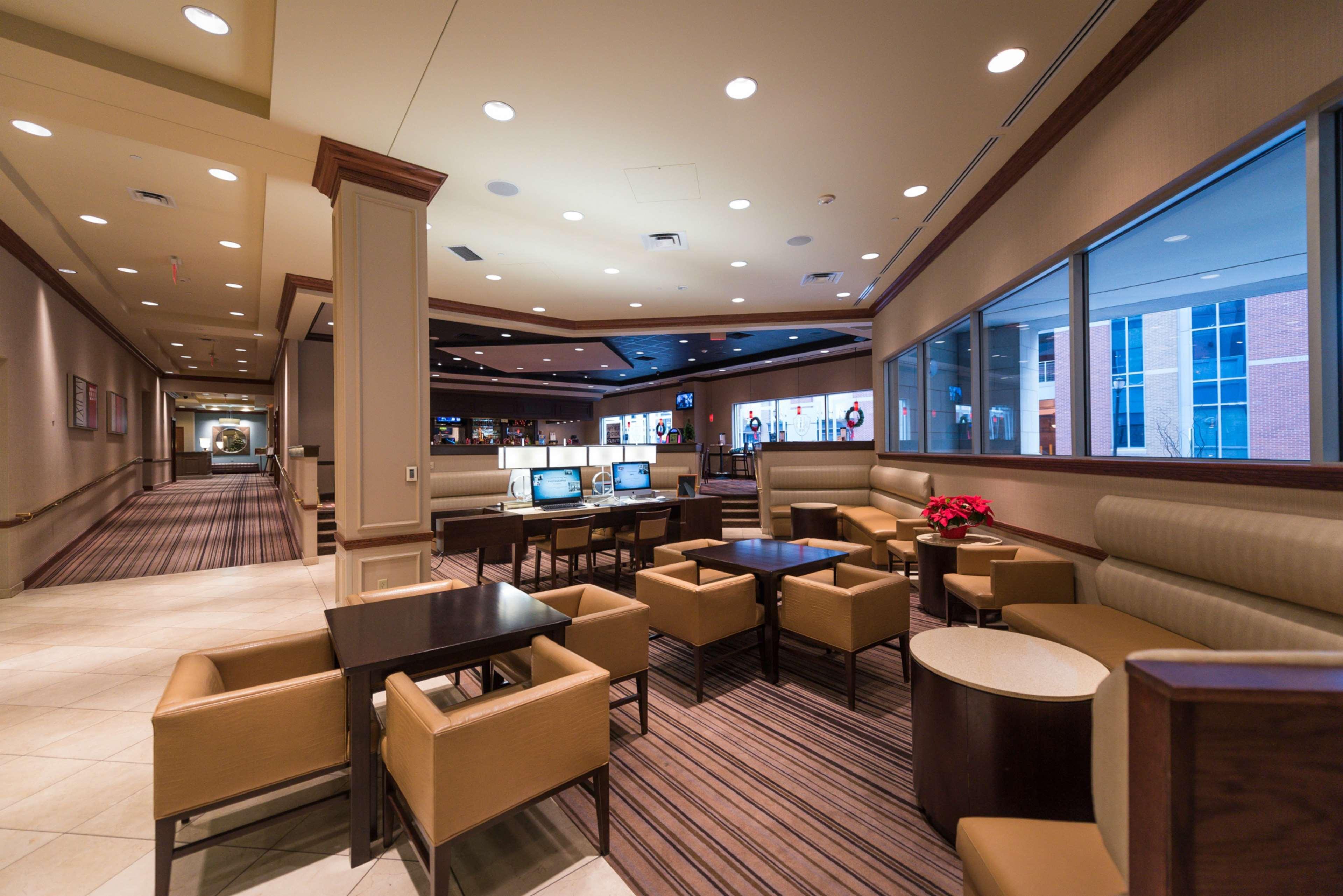 Hilton & Conference Center 3* Scranton